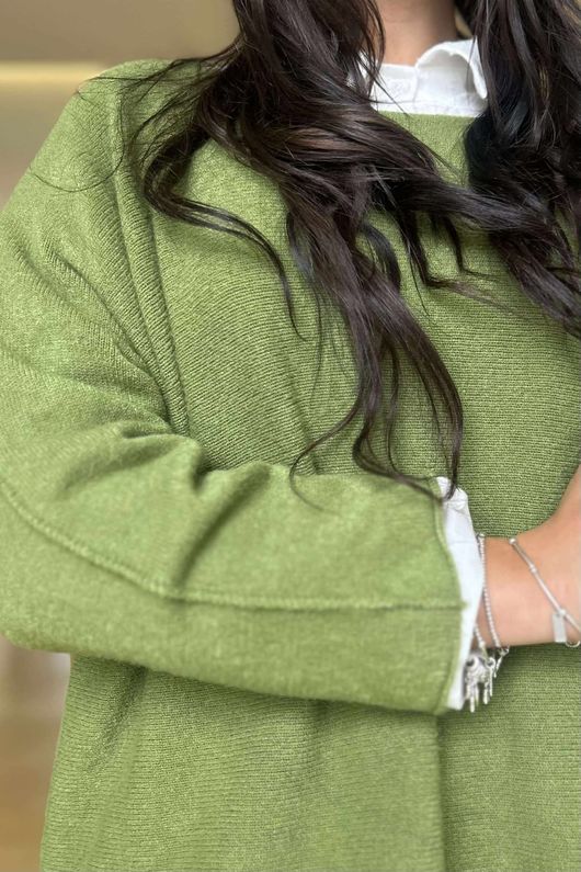 Conrad Oversized Boxy Knit Olive